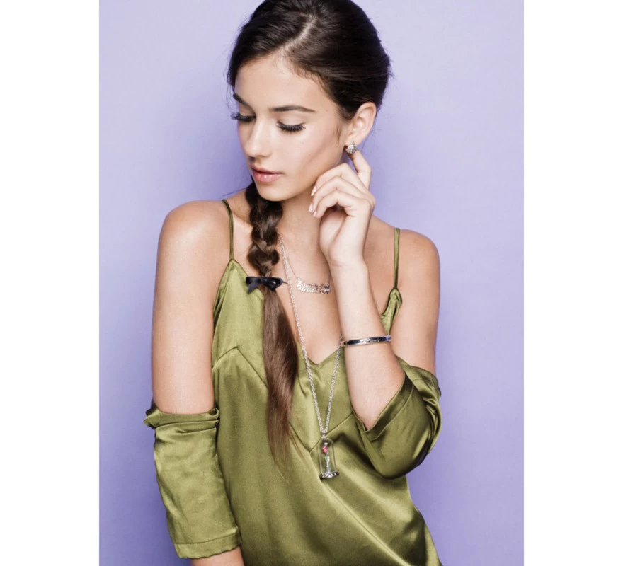 Disney Pulsera Brazalete Oro Blanco La Bella Y La Bestia Pétalo 4 Disney Pulsera Brazalete Oro Blanco La Bella Y La Bestia Pétalo - Imagen 2